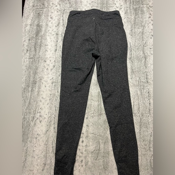 4 OLD NAVY Leggings… yes. 4! Medium - Picture 12 of 12